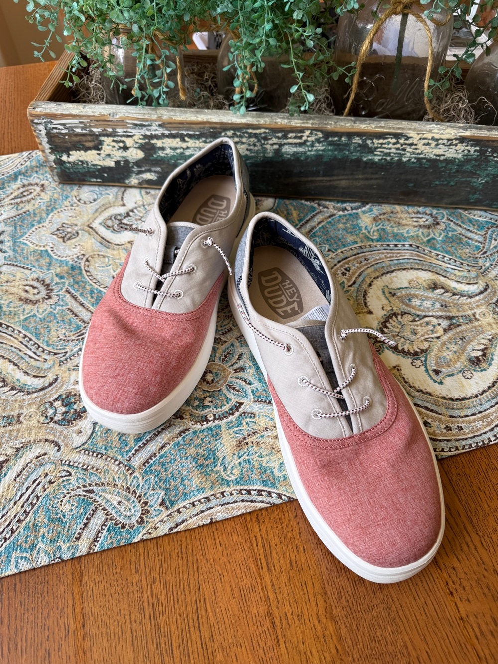 Hey Dude Conway Craft Linen Red White Blue Shoes Size 12 Lightweight Comfort